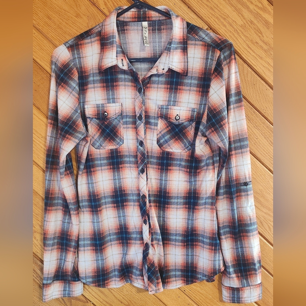 Rich and Beautiful red and green large lightweight plaid button down shirt